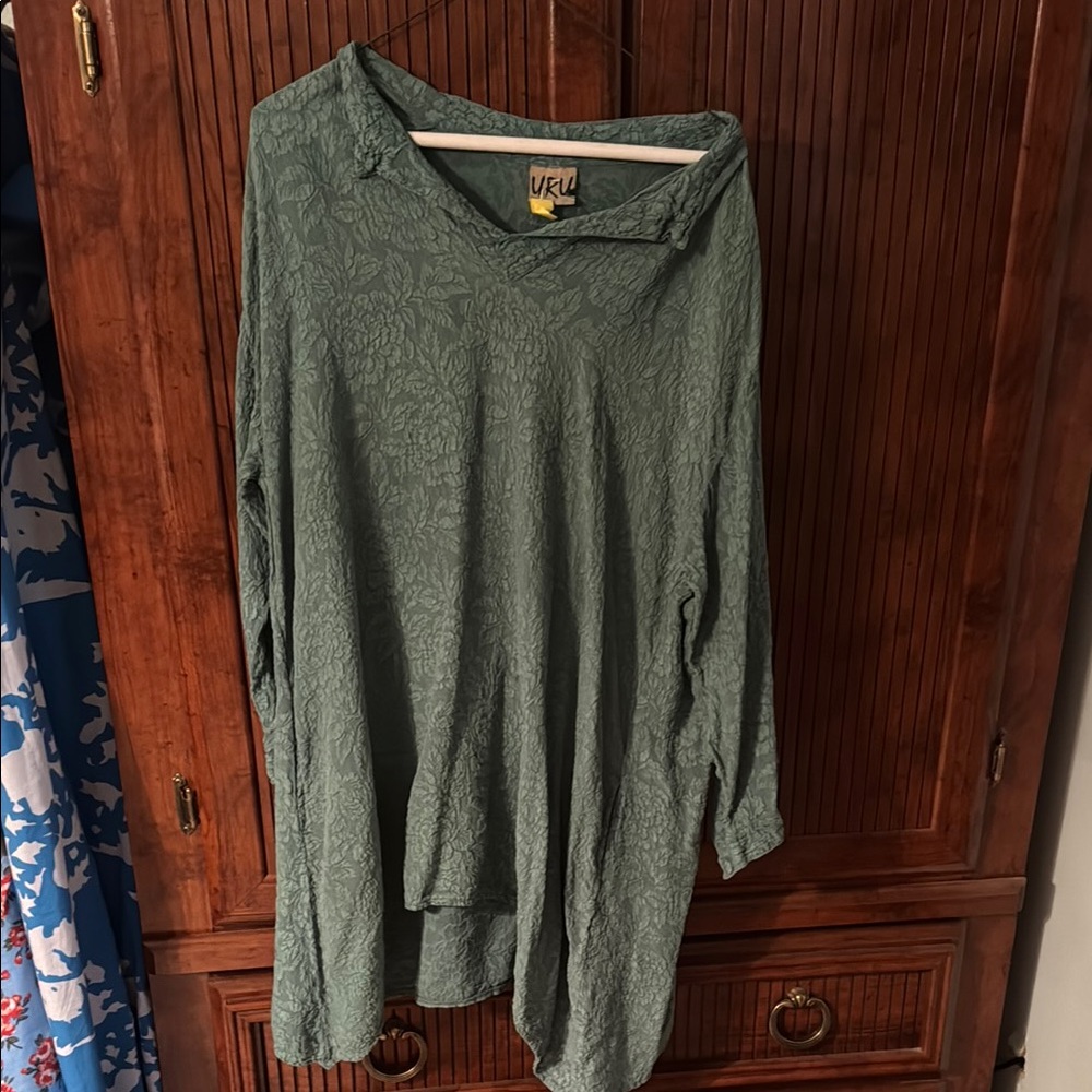 Green Oversized Long Sleeve Sweatshirt